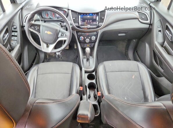 KL7CJPSB5LB340977 2020 CHEVROLET TRAX Brown Vista del salpicadero