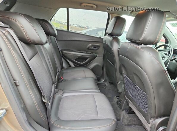 KL7CJPSB5LB340977 2020 CHEVROLET TRAX Brown Vista interior trasera