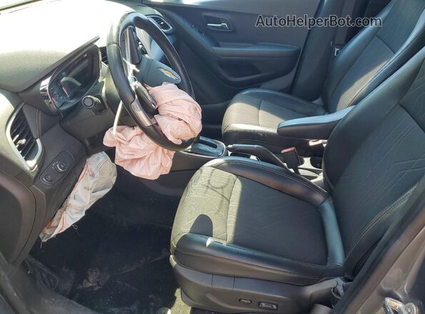 KL7CJPSB7KB837060 2019 CHEVROLET TRAX Gray Вид салону спереду