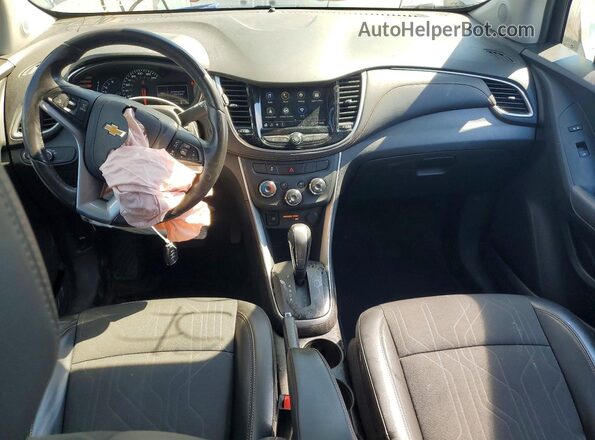 KL7CJPSB7KB837060 2019 CHEVROLET TRAX Gray Вид панелі приладів