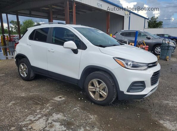 KL7CJPSB7MB322028 2021 CHEVROLET TRAX White Передня права чверть