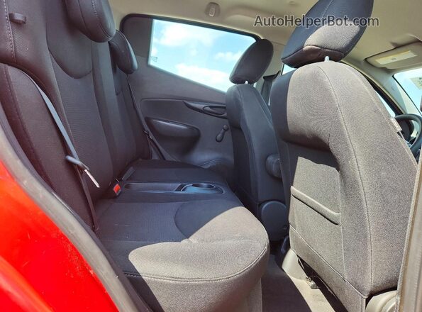 KL8CB6SA2GC556070 2016 CHEVROLET SPARK Red Հետևի նստատեղերի տեսք