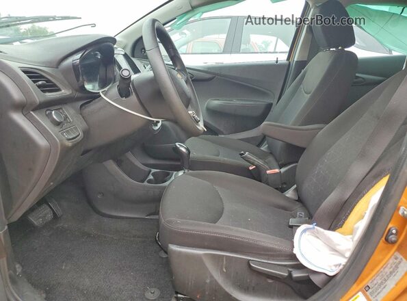 KL8CB6SA3LC408942 2020 CHEVROLET SPARK Orange Vista interior delantera