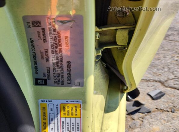 KL8CB6SA4JC479564 2018 CHEVROLET SPARK Yellow Vista del compartimento del motor