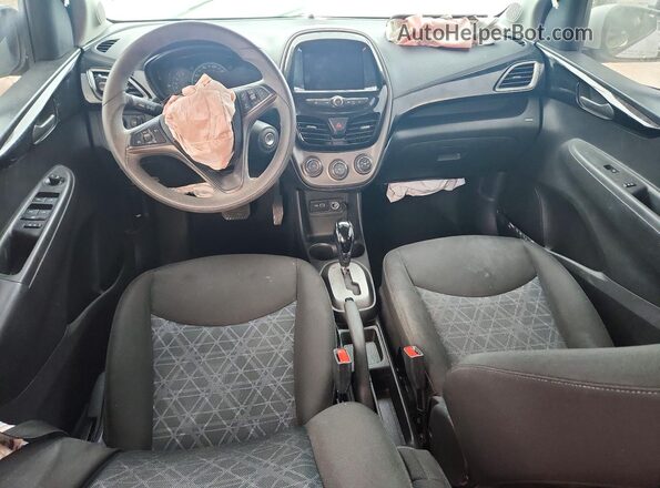 KL8CD6SA0NC038708 2022 CHEVROLET SPARK White Dashboard view