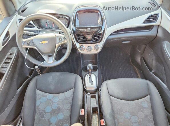 KL8CD6SA2HC729727 2017 CHEVROLET SPARK White Widok deski rozdzielczej