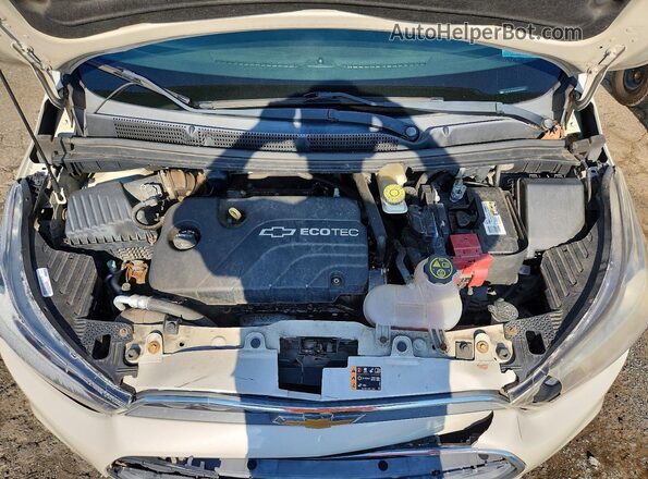 KL8CD6SA2HC729727 2017 CHEVROLET SPARK White Widok wnętrza z tyłu