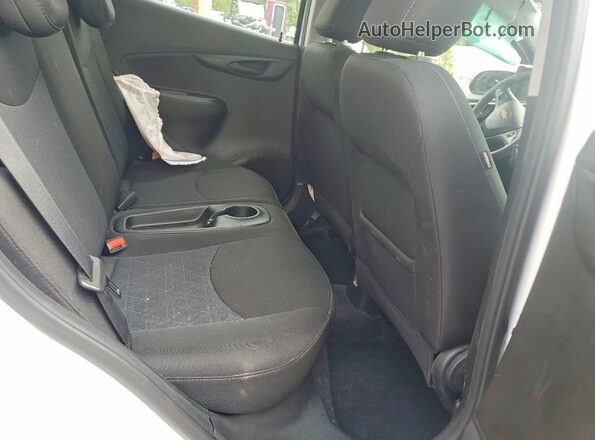 KL8CD6SA5LC408273 2020 CHEVROLET SPARK White Vista de los asientos traseros