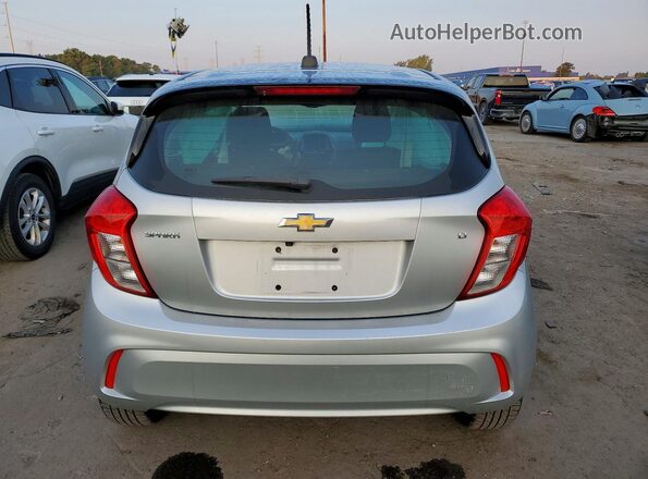 KL8CD6SAXJC439189 2018 CHEVROLET SPARK Gray Вид ззаду