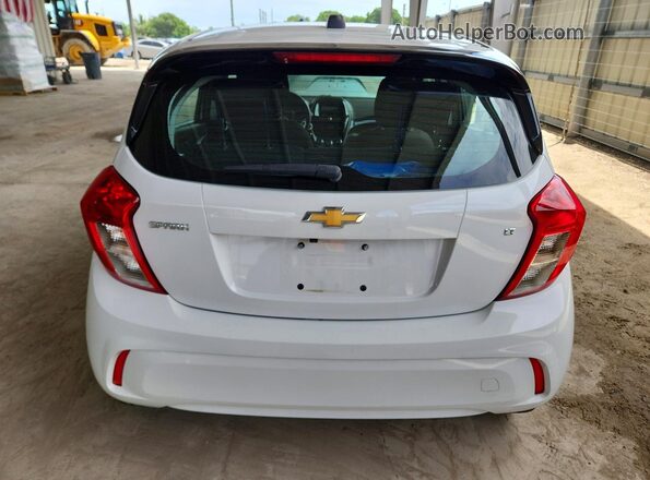 KL8CD6SAXMC717349 2021 CHEVROLET SPARK White Вид ззаду