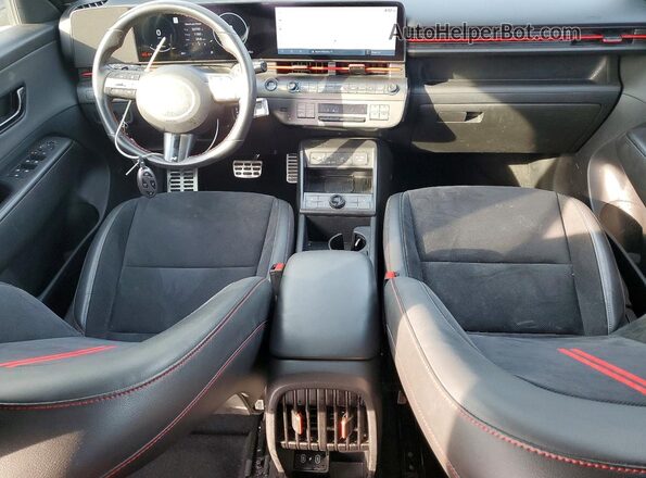KM8HA3A34RU051092 2024 HYUNDAI KONA Gray Vista del salpicadero