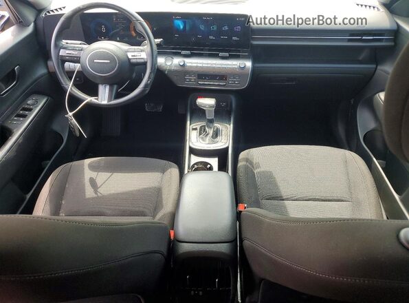 KM8HBCABXRU099720 2024 HYUNDAI KONA White Dashboard view