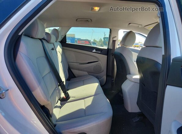 KM8J2CA40LU222208 2020 HYUNDAI TUCSON White Vista de los asientos traseros