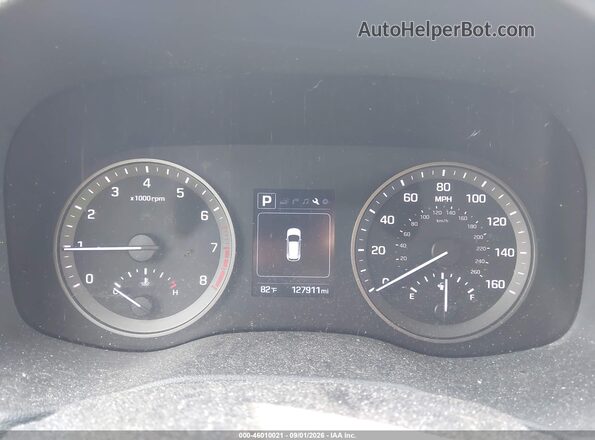 KM8J2CA44JU794038 2018 HYUNDAI TUCSON Silver უკანა სავარძლების ხედი