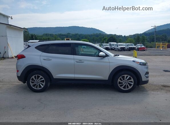 KM8J2CA44JU794038 2018 HYUNDAI TUCSON Silver უკანა სალონის ხედი