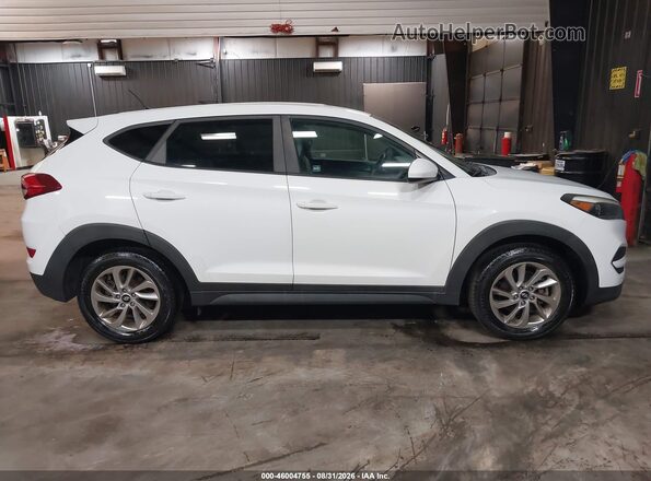 KM8J2CA46JU655772 2018 HYUNDAI TUCSON White 