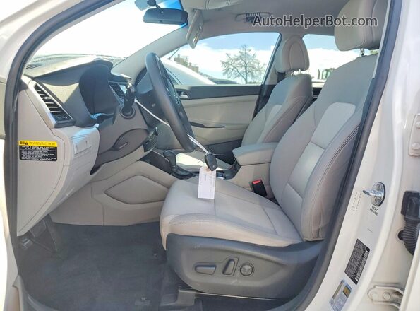 KM8J33A40JU639824 2018 HYUNDAI TUCSON Белый Вид салона спереди