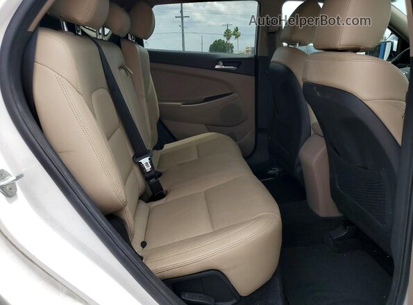 KM8J33A45MU285853 2021 HYUNDAI TUCSON White Vista interior trasera