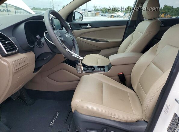 KM8J33A45MU285853 2021 HYUNDAI TUCSON White Vista interior delantera