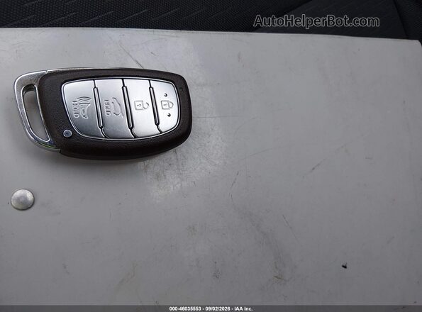 KM8J33A47LU202132 2020 HYUNDAI TUCSON Красный Вид панели приборов