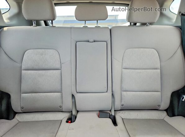 KM8J3CA42HU432829 2017 HYUNDAI TUCSON White Հետևի նստատեղերի տեսք