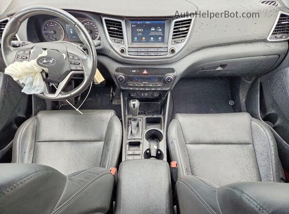 KM8J3CA46JU773365 2018 HYUNDAI TUCSON Black Dashboard view