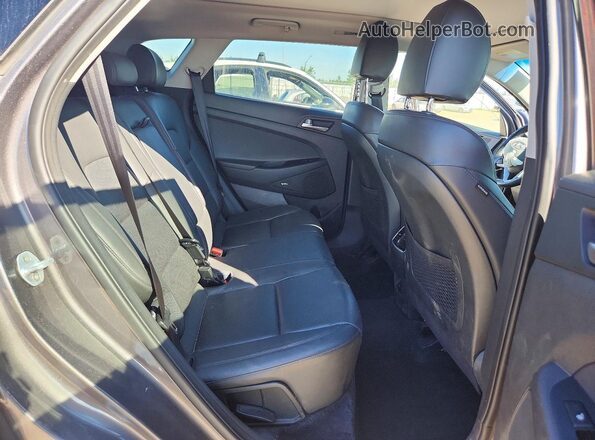 KM8J3CAL1LU082206 2020 HYUNDAI TUCSON Gray უკანა სალონის ხედი