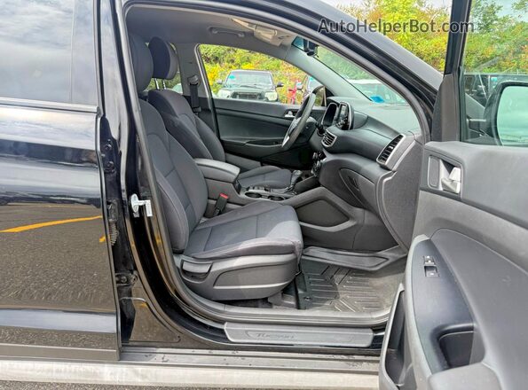 KM8J3CAL4KU028090 2019 HYUNDAI TUCSON Black Widok z przodu