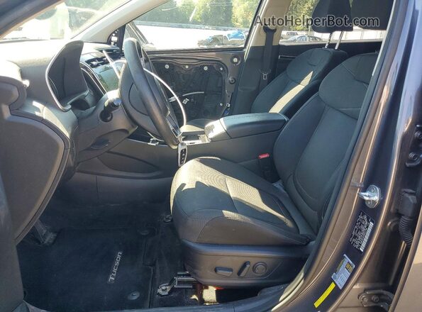 KM8JBCAE2NU022796 2022 HYUNDAI TUCSON Gray Front interior view