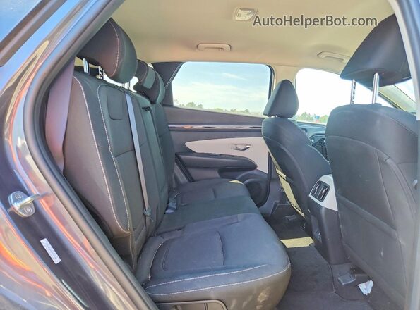 KM8JBCAE6NU077106 2022 HYUNDAI TUCSON Gray Vista interior trasera