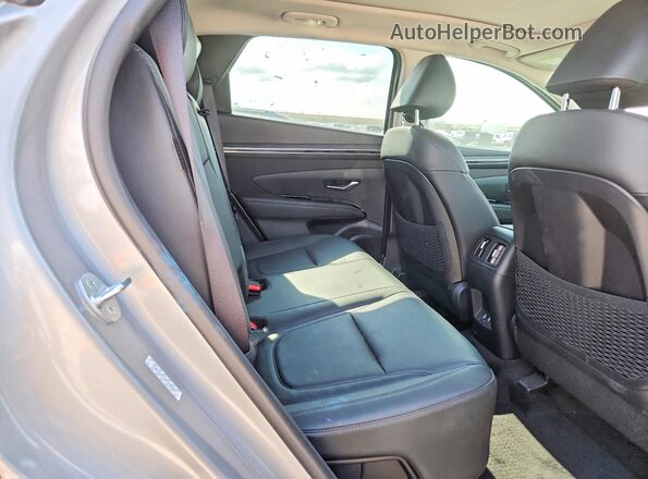 KM8JECD1XRU148507 2024 HYUNDAI TUCSON Gray Vista de los asientos traseros