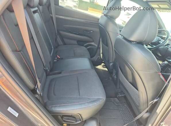 KM8JFCAE6NU065798 2022 HYUNDAI TUCSON Gray Vista interior trasera