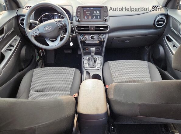 KM8K1CAA5JU077922 2018 HYUNDAI KONA Синий Вид панели приборов