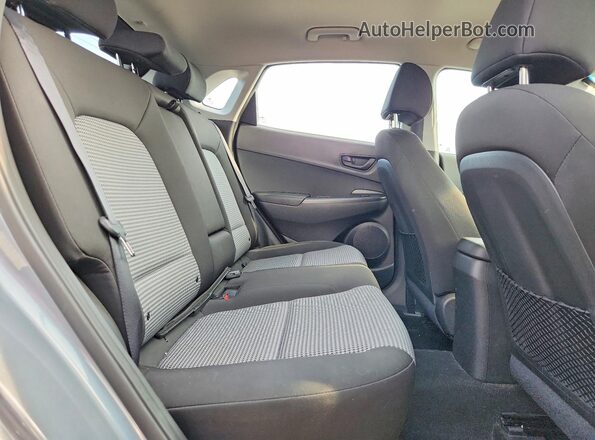 KM8K1CAA5JU077922 2018 HYUNDAI KONA Синий Вид задних сидений