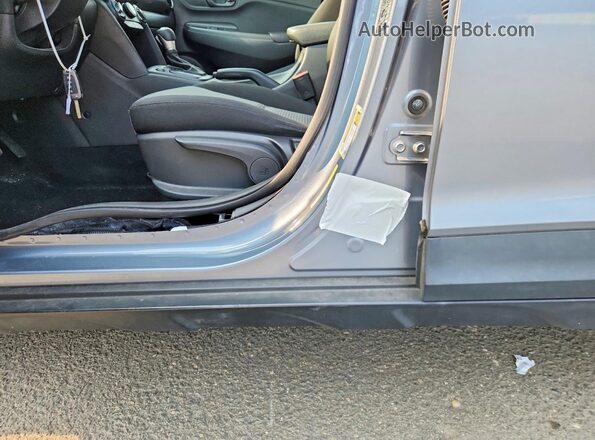 KM8K1CAA5JU077922 2018 HYUNDAI KONA Синий Вид подкапотного пространства