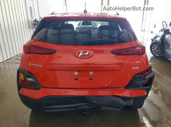 KM8K2CAA5LU524443 2020 HYUNDAI KONA Оранжевый Вид сзади