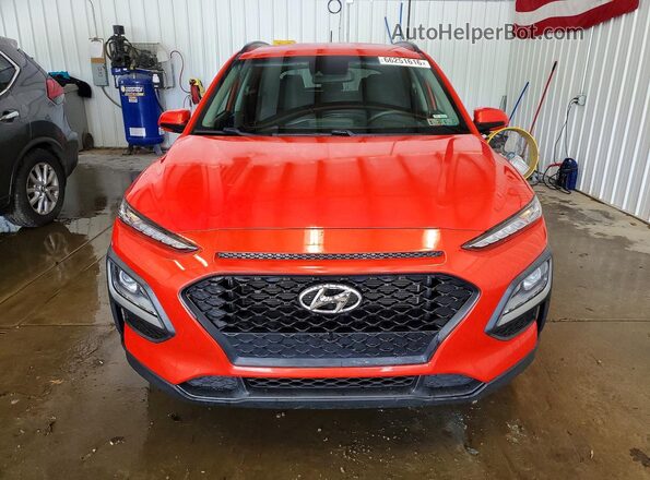 KM8K2CAA5LU524443 2020 HYUNDAI KONA Оранжевый Вид спереди