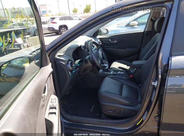 KM8K33A59LU416603 2020 HYUNDAI KONA Gray Widok wnętrza z przodu