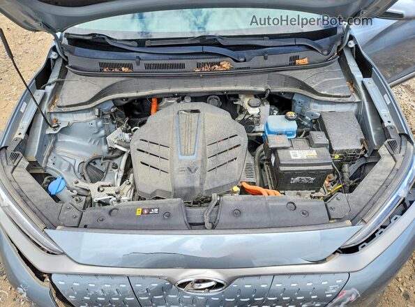 KM8K33AG7LU093556 2020 HYUNDAI KONA Gray Շարժիչի բաժամունքի տեսք