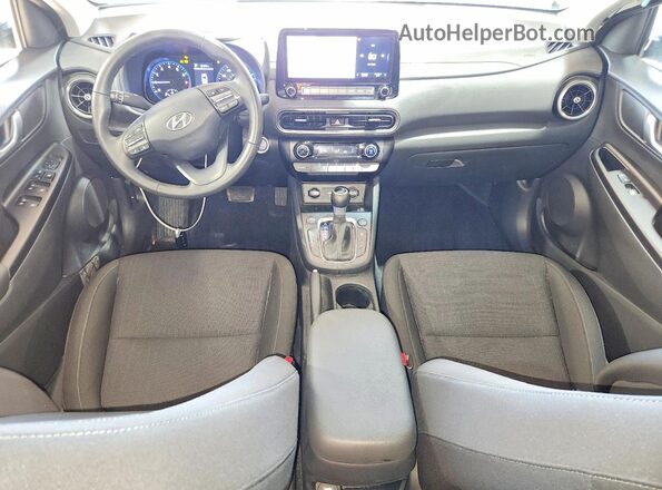 KM8K3CAB1PU033198 2023 HYUNDAI KONA Белый Вид панели приборов