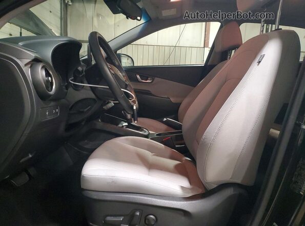 KM8K3CAB9PU930527 2023 HYUNDAI KONA Black Vista interior delantera