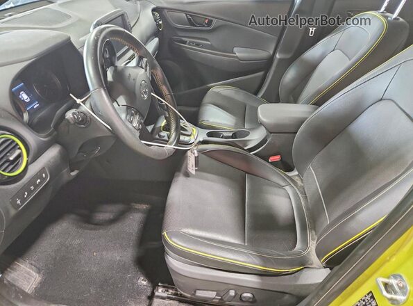 KM8K5CA56LU530052 2020 HYUNDAI KONA Green Вид салону спереду