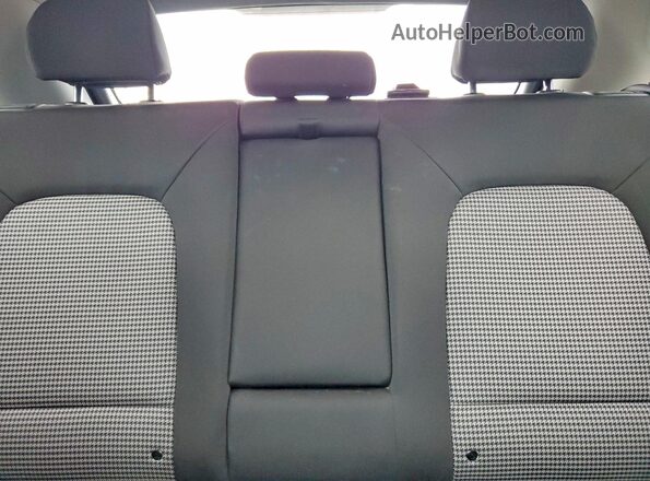 KM8K6CAA0KU323455 2019 HYUNDAI KONA White Rear seats view