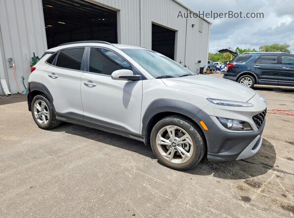 KM8K6CAB2PU042192 2023 HYUNDAI KONA Silver Передня права чверть