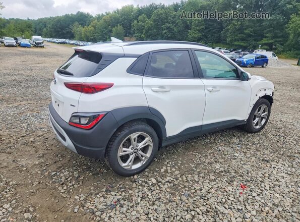 KM8K6CABXNU924305 2022 HYUNDAI KONA White უკანა მარჯვენა