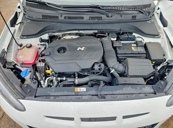 KM8KH3AC4PU012064 2023 HYUNDAI KONA White Սալոնի հետևի տեսք