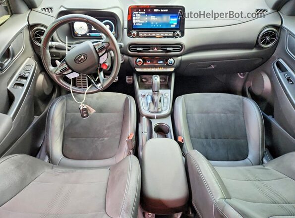 KM8KH3AC9PU009094 2023 HYUNDAI KONA Gray Dashboard view