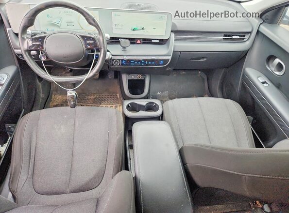 KM8KN4AB9NU070027 2022 HYUNDAI IONIQ Silver Widok deski rozdzielczej