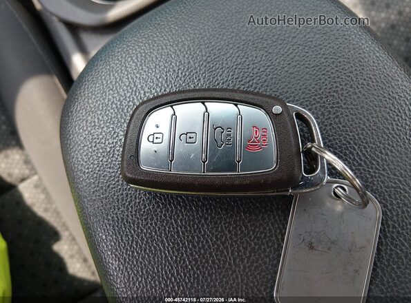 KMHC65LC0JU075205 2018 HYUNDAI IONIQ HYBRID Silver Вид панелі приладів
