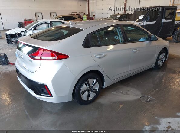 KMHC65LC0JU075527 2018 HYUNDAI IONIQ HYBRID Серебряный Задняя правая четверть